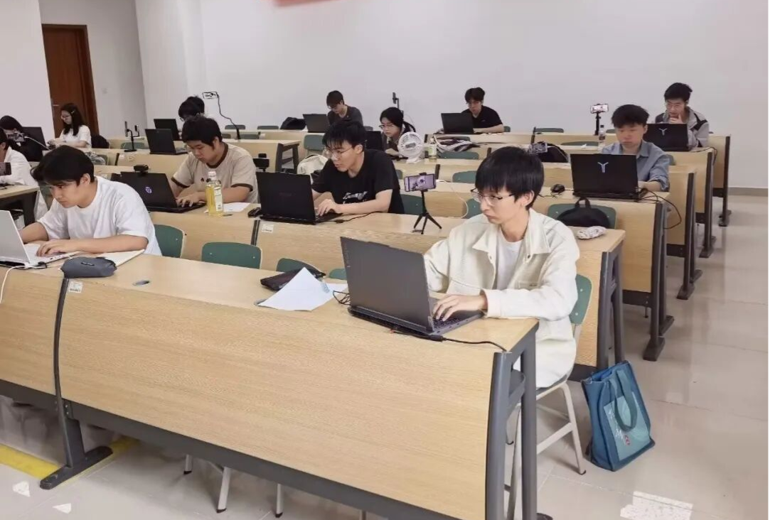 成都锦城学院创智孵化工作室闪耀蓝桥杯省赛  ——贡献全校半数以上一等奖 大一新生省一数量较去年翻倍增长